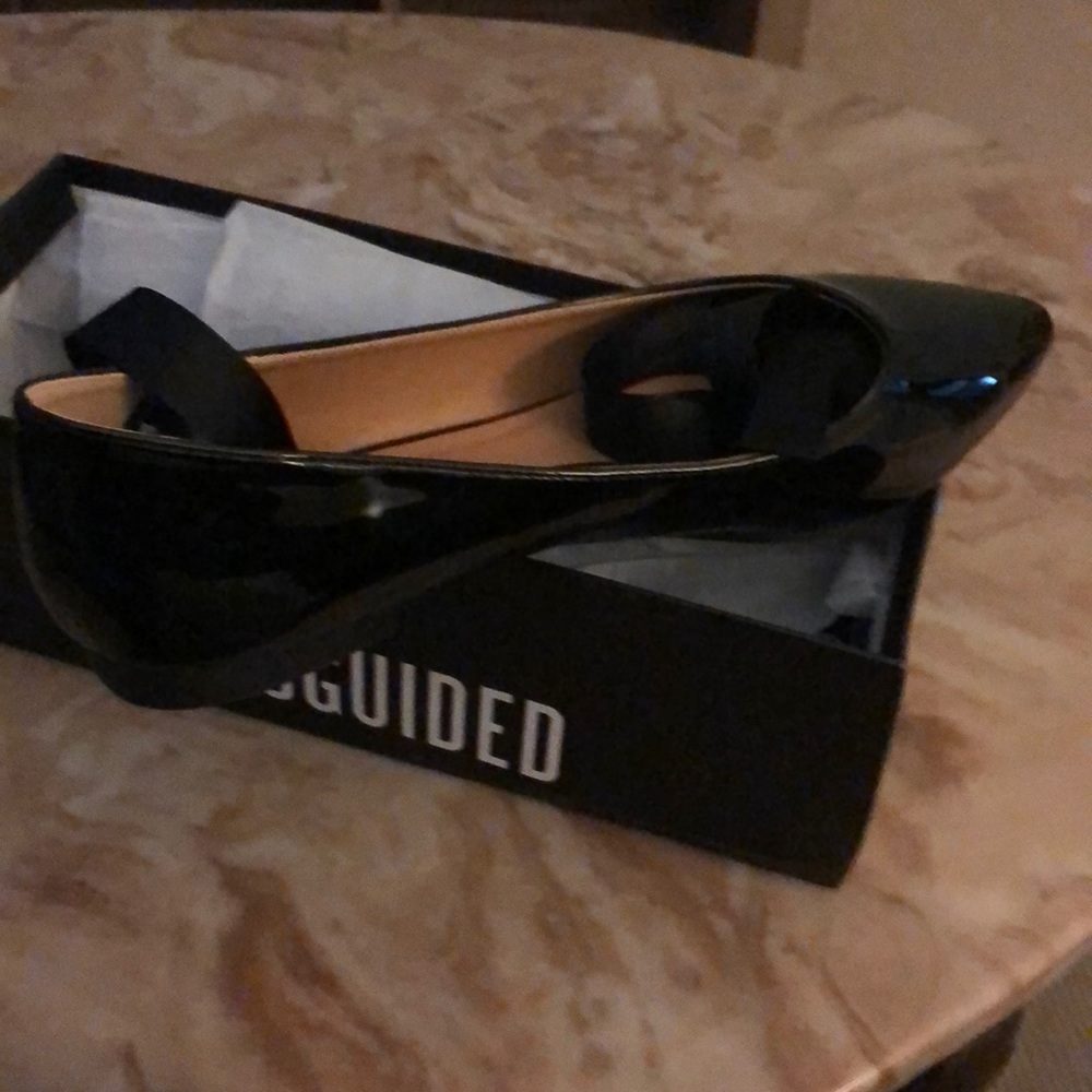 Black ballerina flat patent leather Size 8